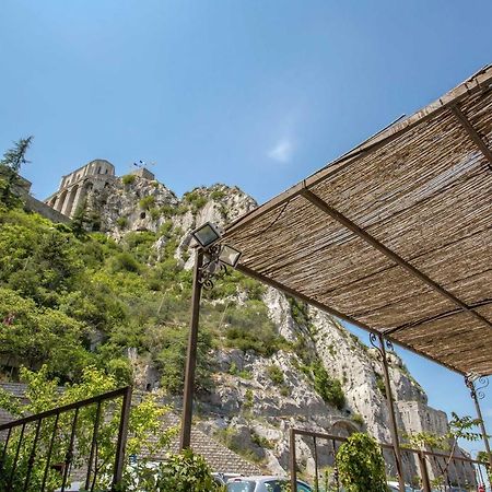 סיסטרון Hotel De La Citadelle מראה חיצוני תמונה