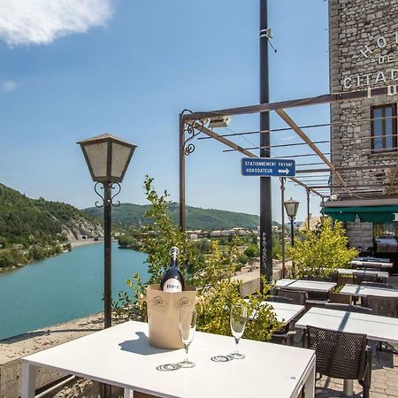 סיסטרון Hotel De La Citadelle מראה חיצוני תמונה