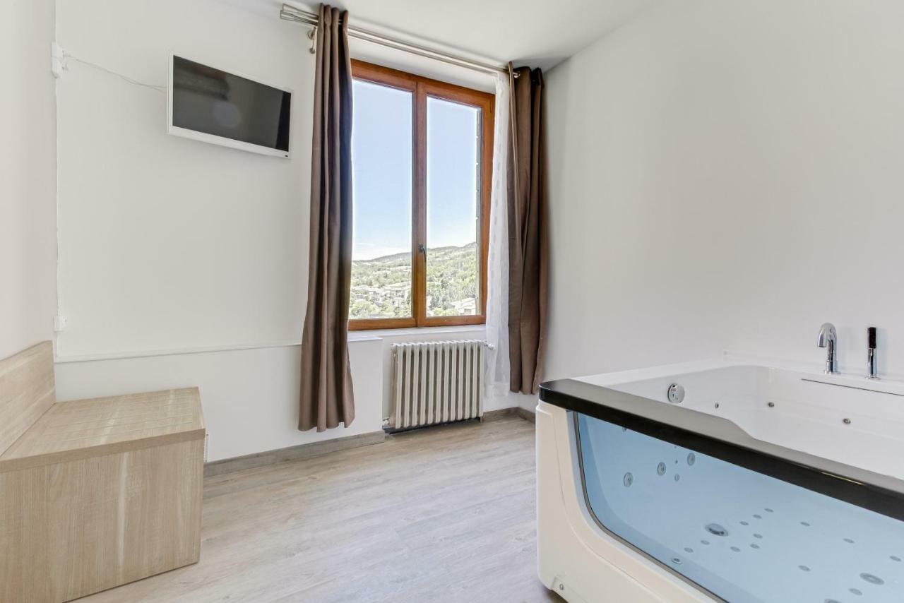 סיסטרון Hotel De La Citadelle מראה חיצוני תמונה