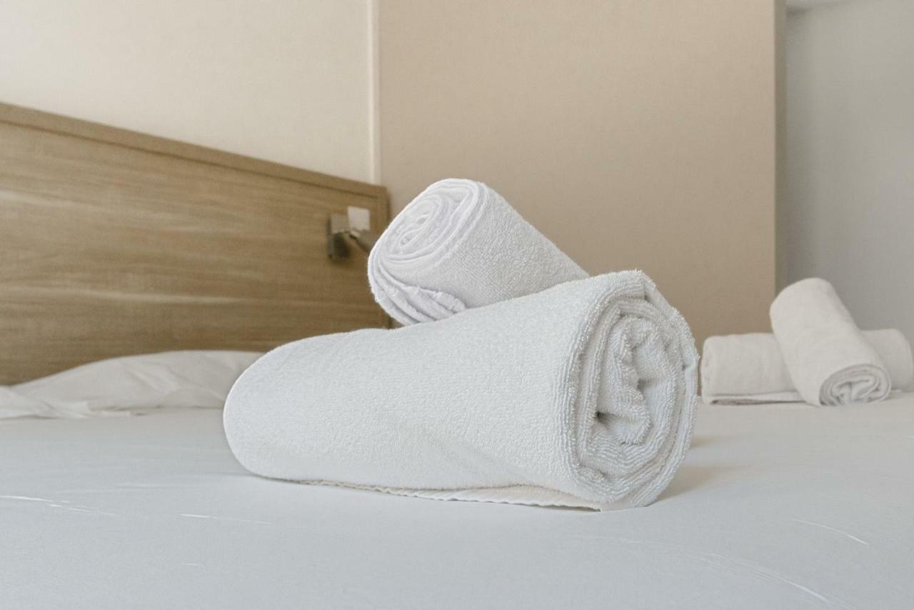 סיסטרון Hotel De La Citadelle מראה חיצוני תמונה